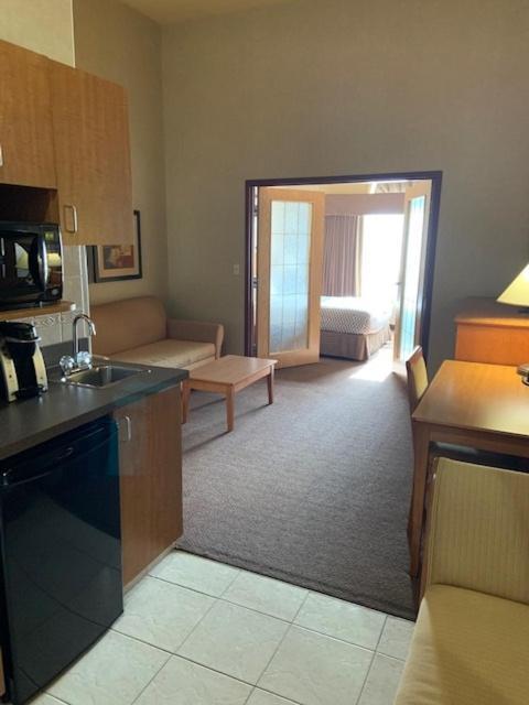 Clarion Pointe Hotel Rimbey Exterior foto