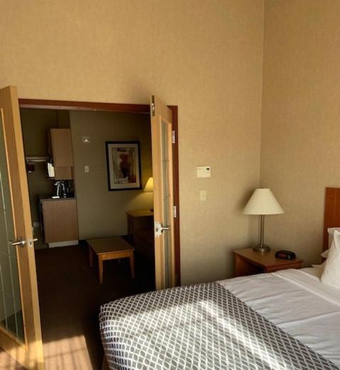 Clarion Pointe Hotel Rimbey Exterior foto