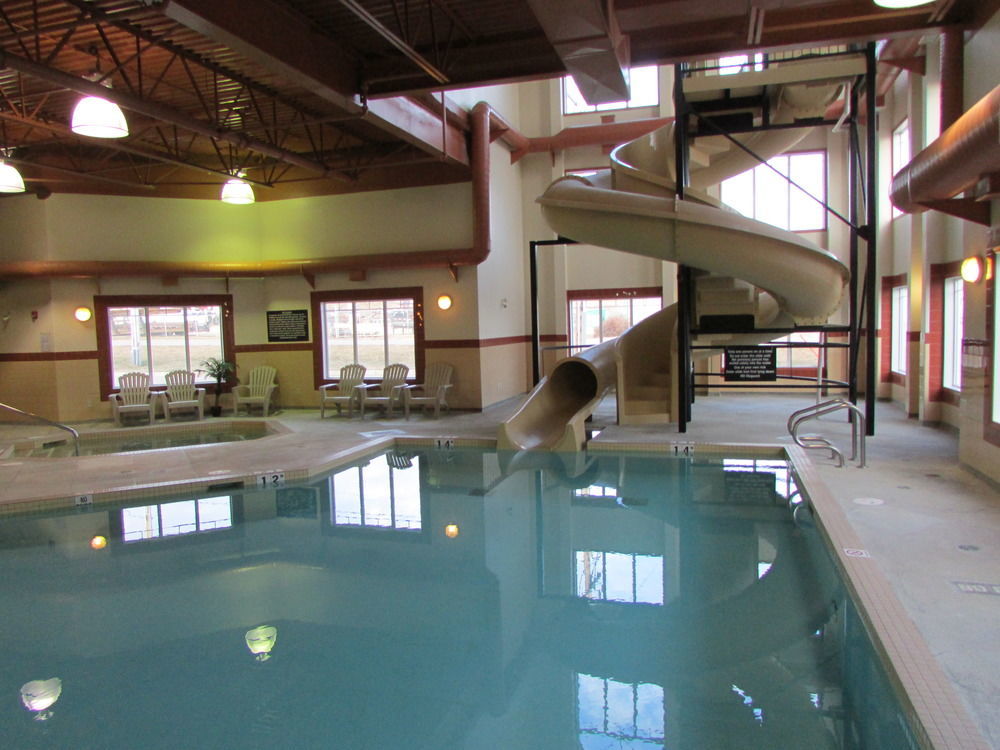 Clarion Pointe Hotel Rimbey Exterior foto