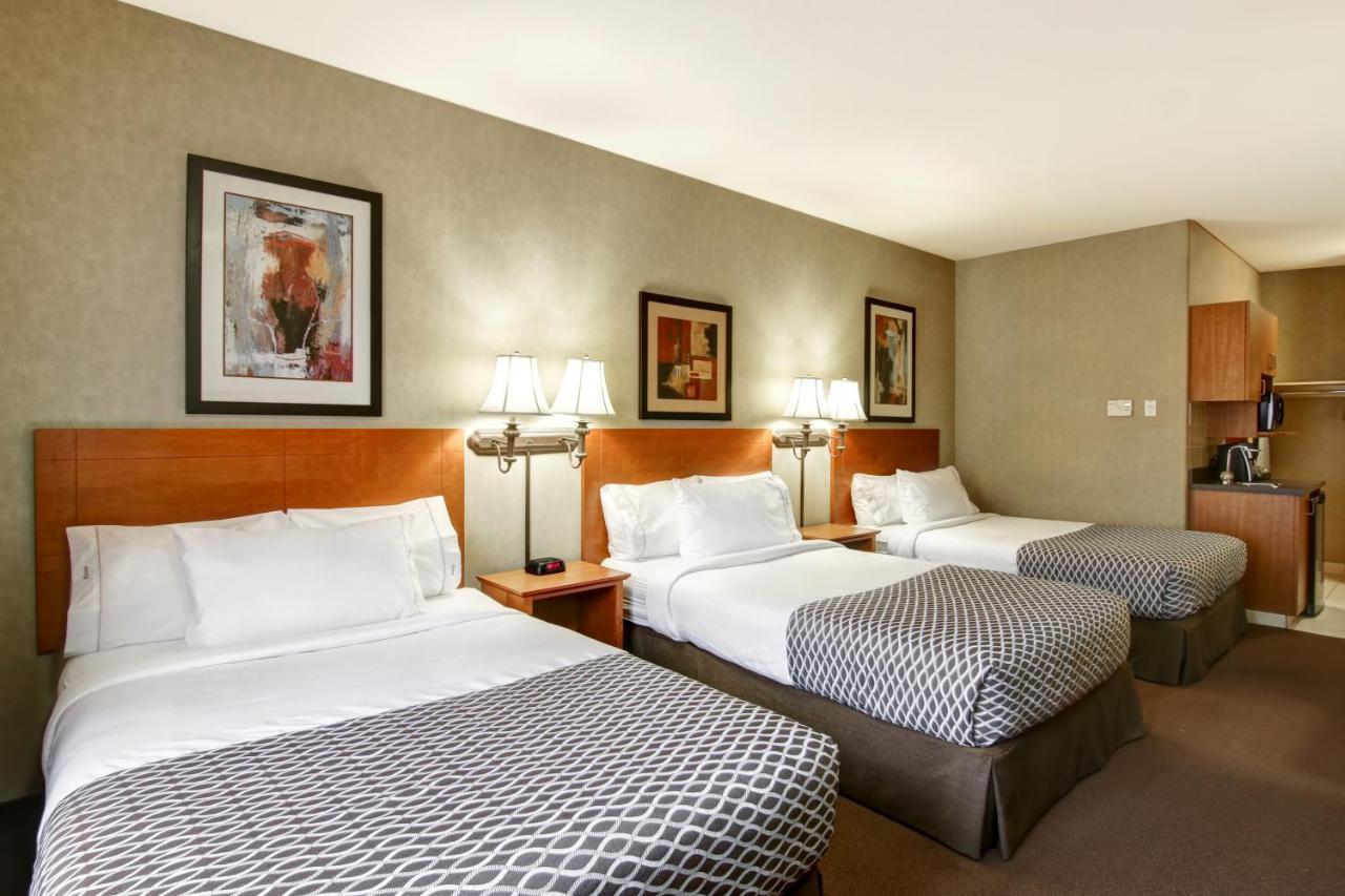 Clarion Pointe Hotel Rimbey Exterior foto