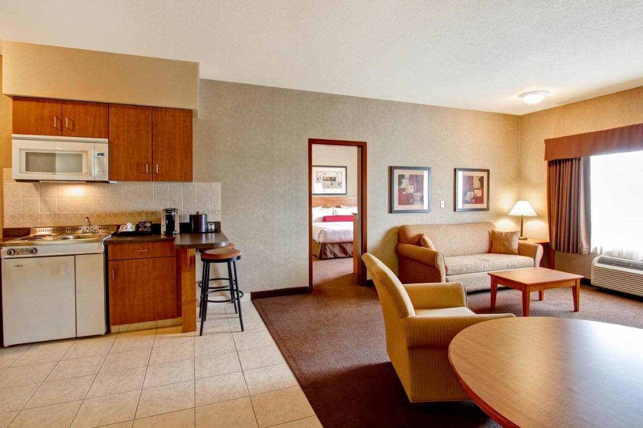 Clarion Pointe Hotel Rimbey Exterior foto