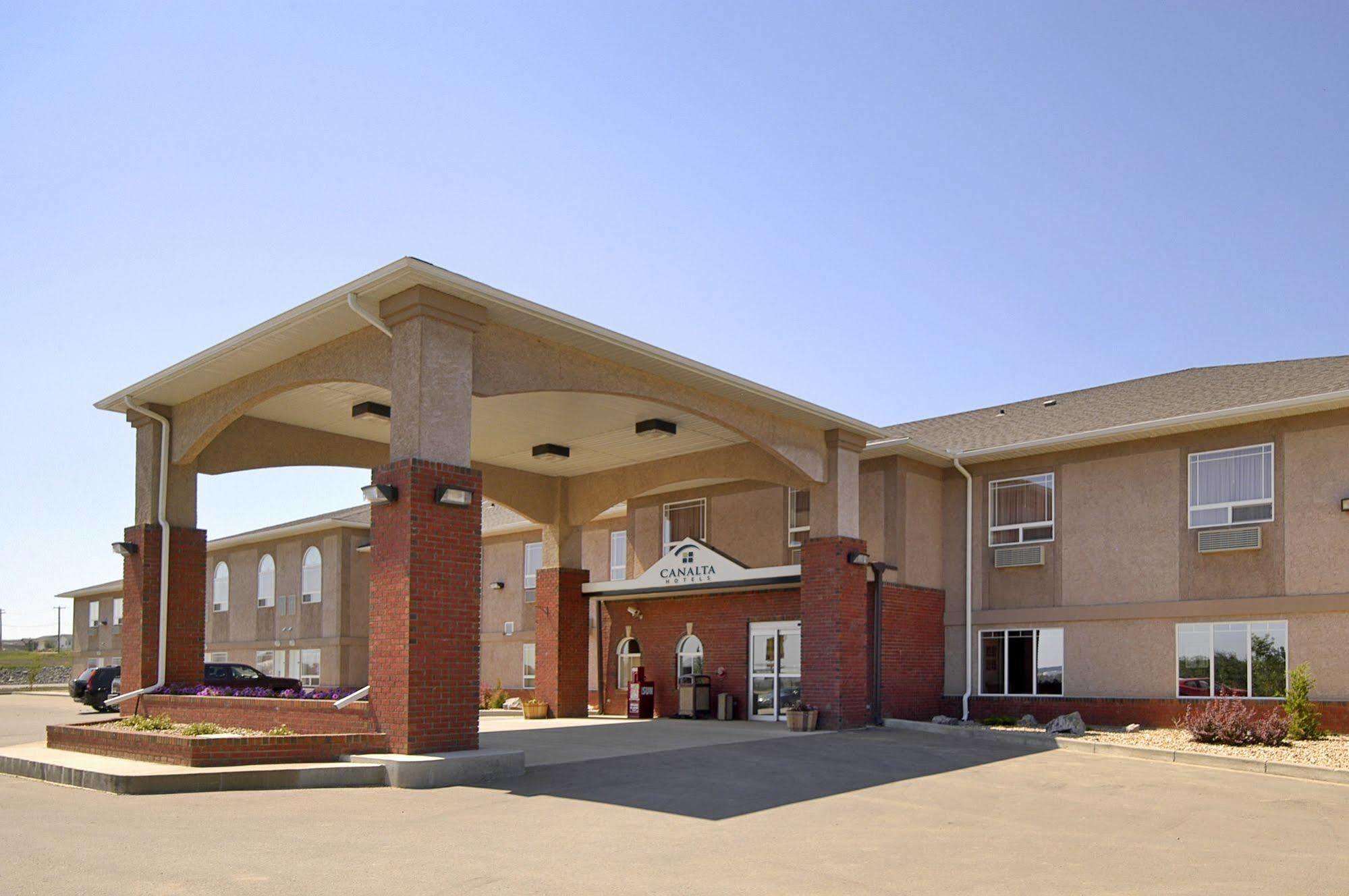 Clarion Pointe Hotel Rimbey Exterior foto