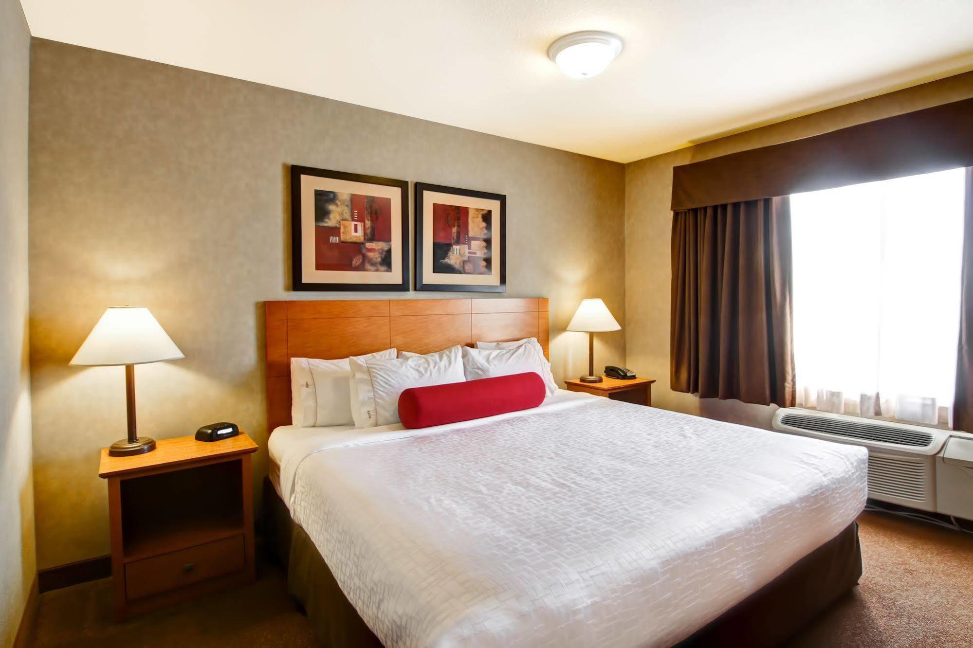 Clarion Pointe Hotel Rimbey Exterior foto